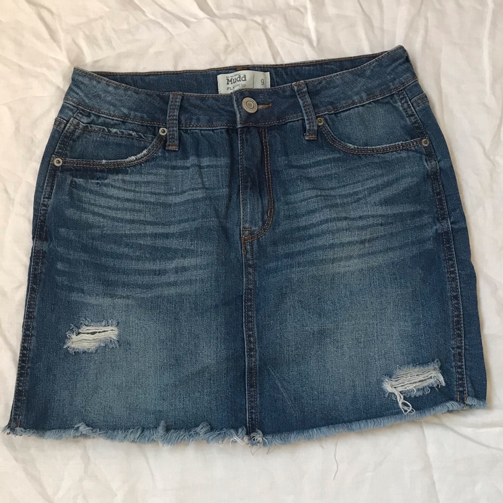 Juniors Mudd denim skirt size: 9